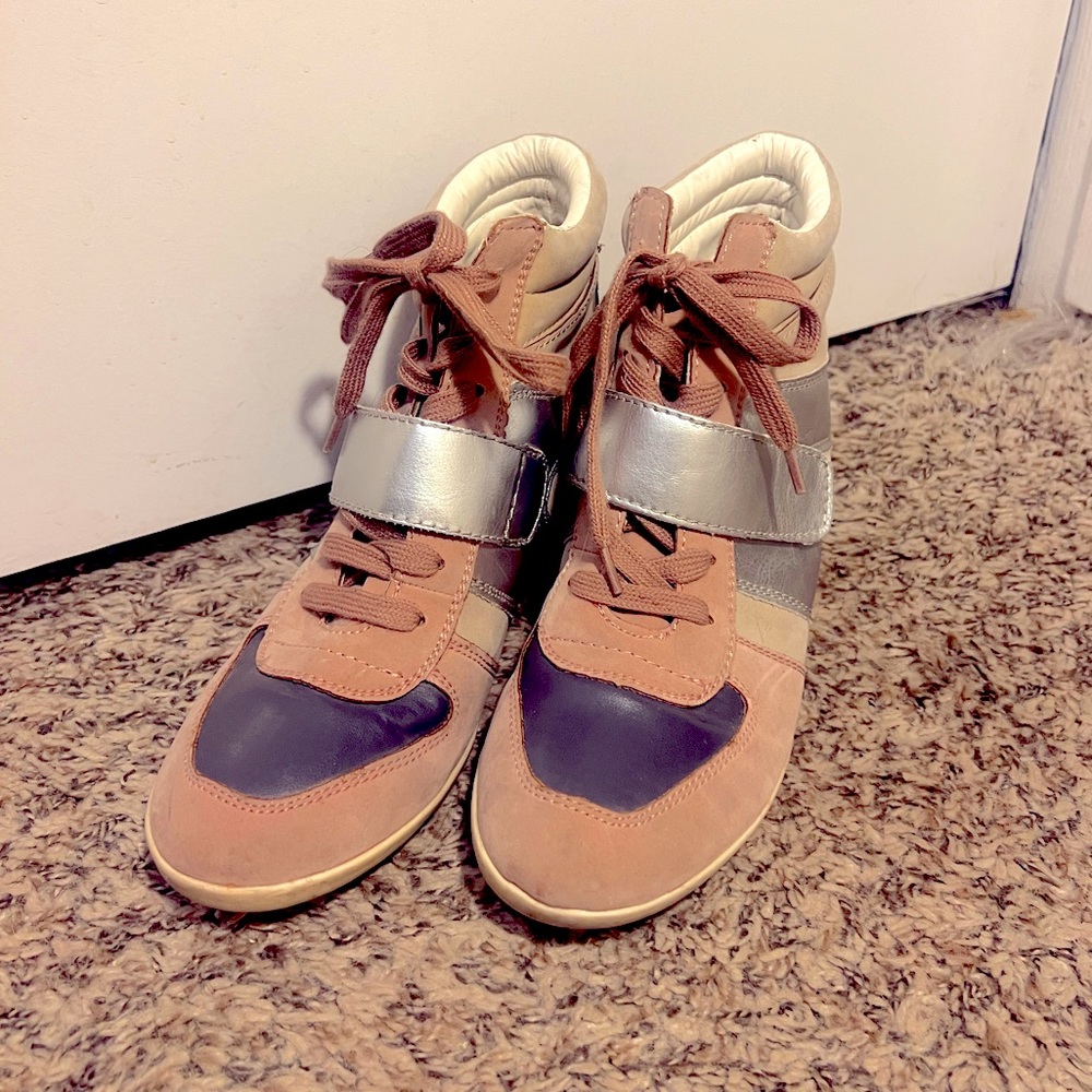 Olsenboye Sneaker Heels